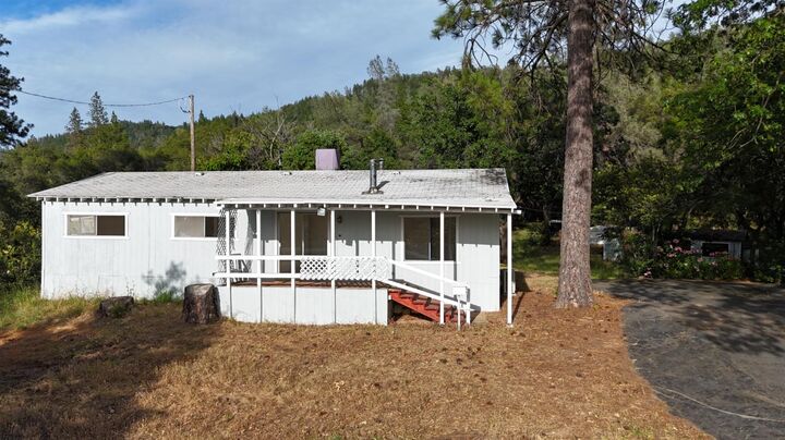 Property Photo:  15679 Ware Lane  CA 95972 