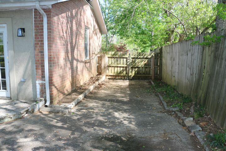 Property Photo: 116 Delaware Dr TN 37042