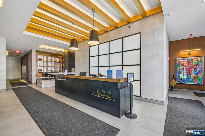 Property Photo:  1400 Hudson Street 805  NJ 07030 