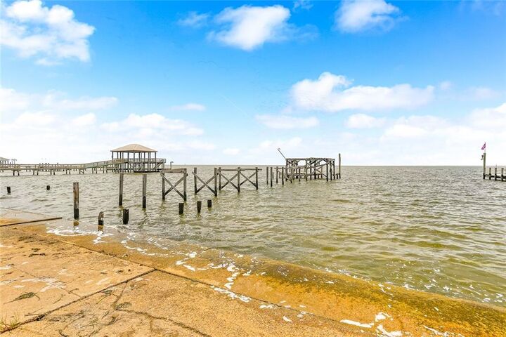 Property Photo:  36 Treasure Isle Drive  LA 70461 