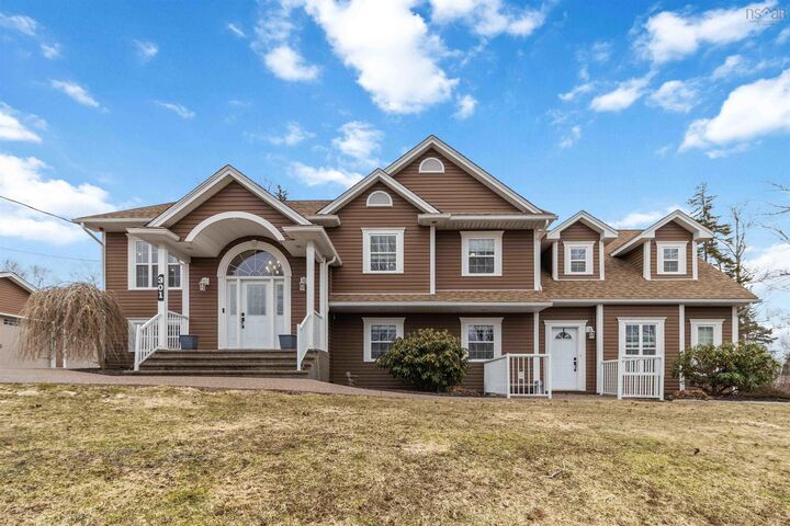 Property Photo: 301 Preakness Crescent NS B2T 1W8