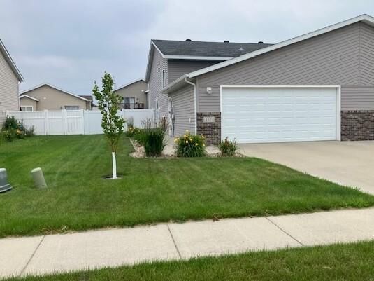 Property Photo:  4871 51 Avenue S  ND 58104 