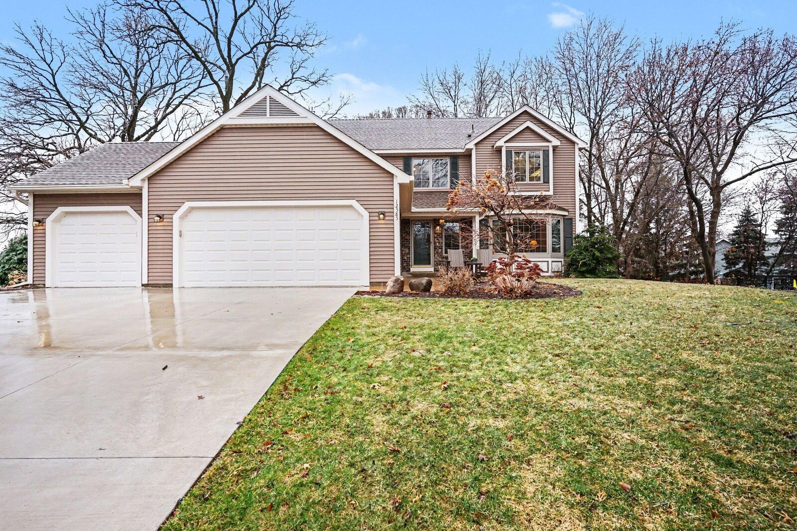 Property Photo:  12585 Dover Drive  MN 55124 