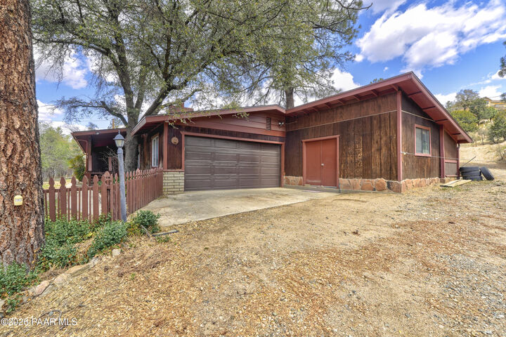 Property Photo:  1506 W Sylvan Drive  AZ 86305 