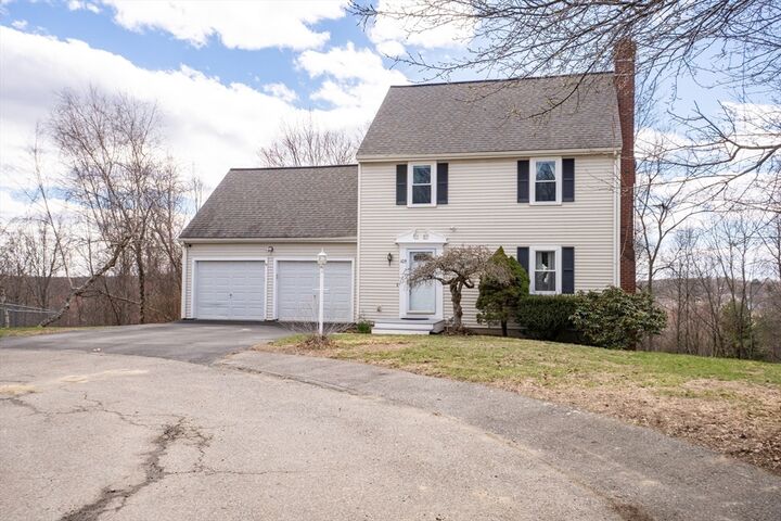 Property Photo:  105 Onamog Street  MA 01752 