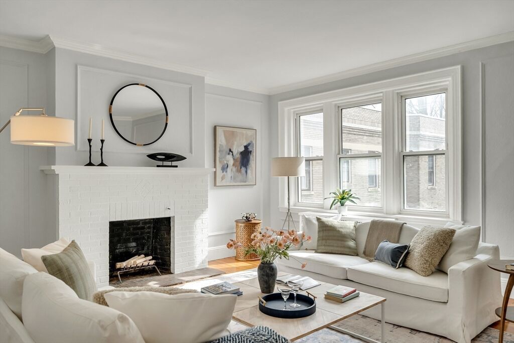 Property Photo:  81 Harvard Ave 3  MA 02446 