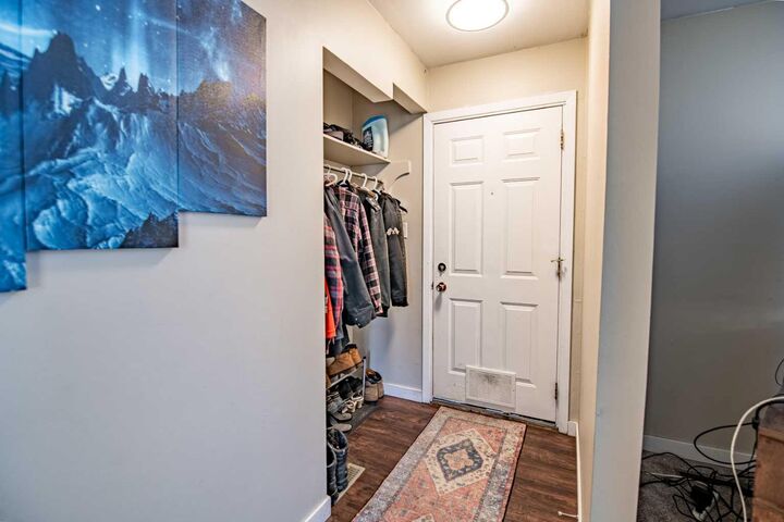 Property Photo:  5903 56 Avenue  AB T4N 4R1 