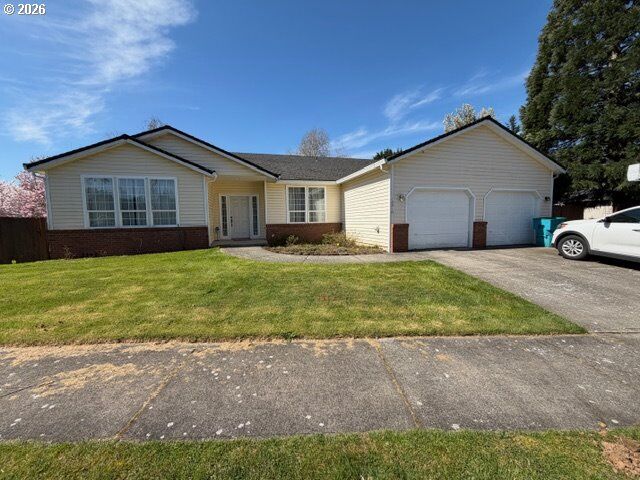 Property Photo: 10910 NW 7th Ave WA 98685