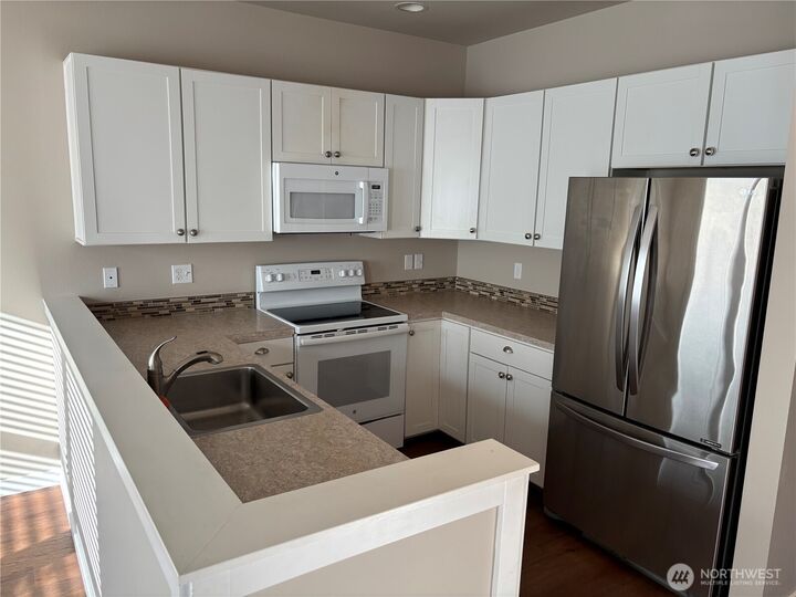 Property Photo: 26787 Red Maple Lane NE WA 98346