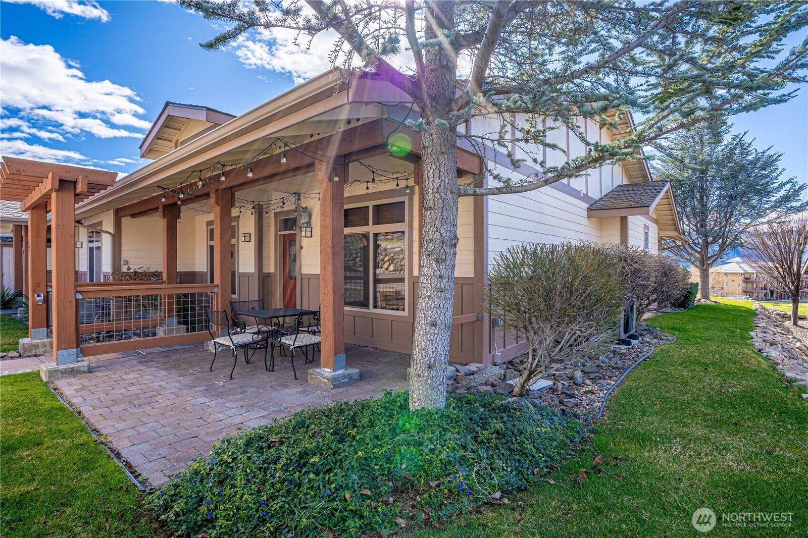 Property Photo:  123  Red Hawk Drive  WA 98843 