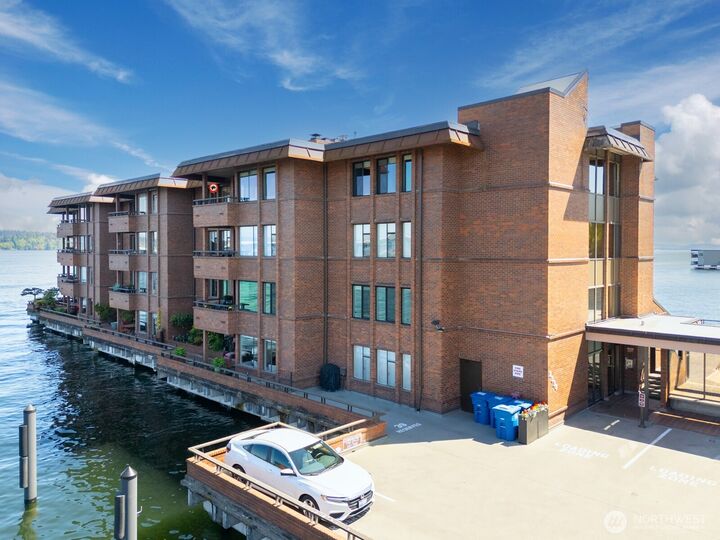 Property Photo:  2330  43rd Avenue E 403B  WA 98112 