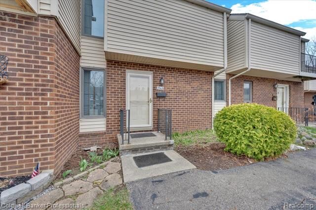 Property Photo: 2148 Village West Drive S MI 48446