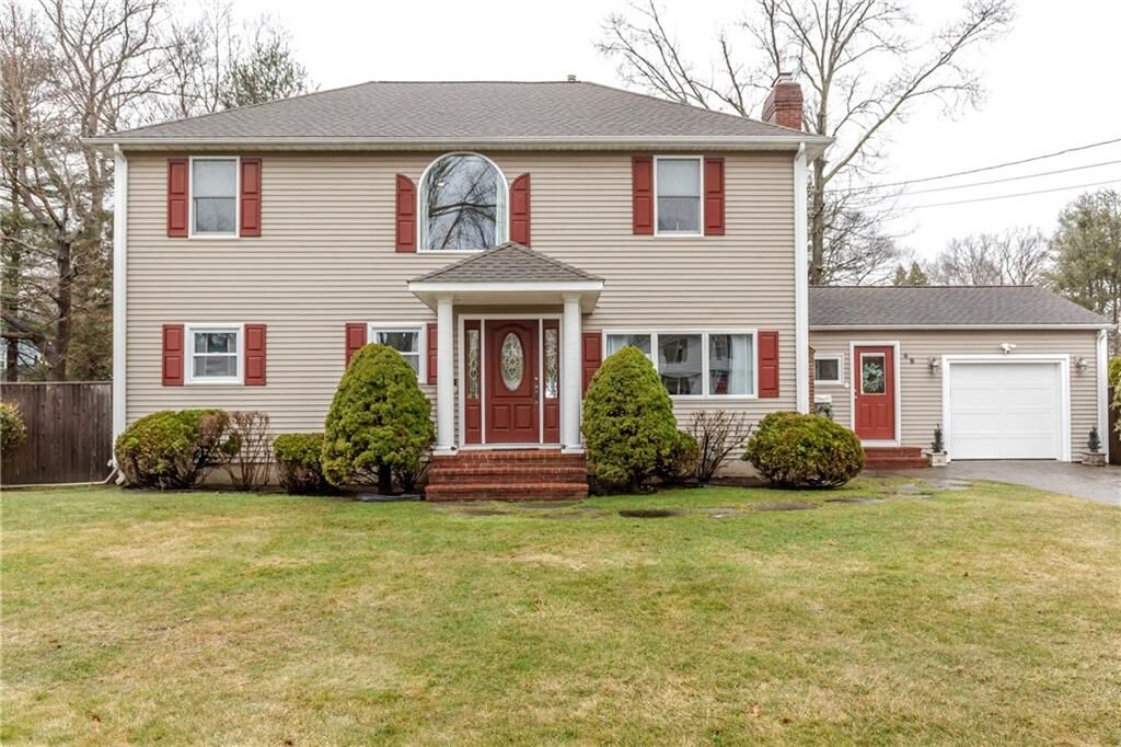 Property Photo:  45 Bayberry Lane  RI 02818 