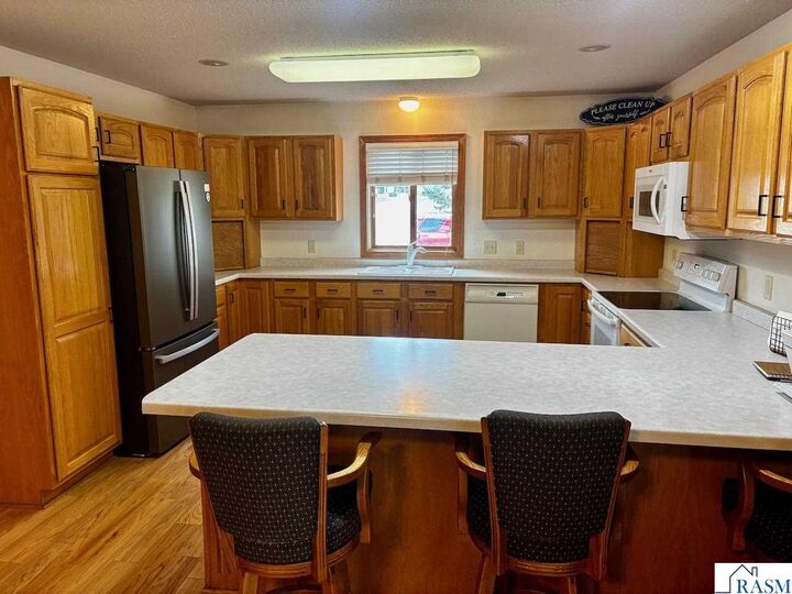 Property Photo:  1801 W Welco Drive  MN 56082 