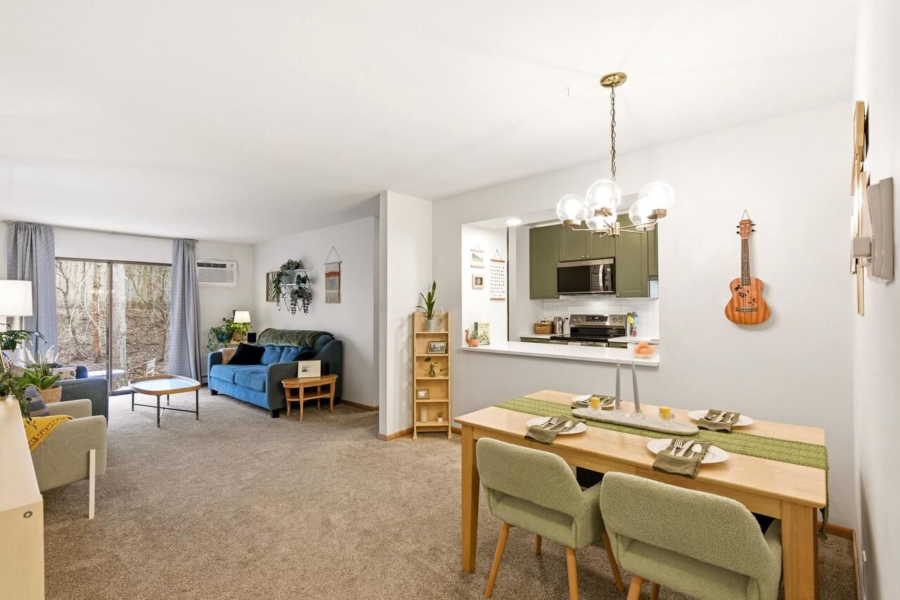 Property Photo: 1509 Martin Street 4 WI 53713