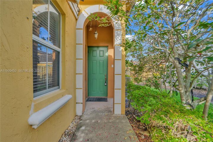 Property Photo:  963 NE 42nd Ter 963  FL 33033 