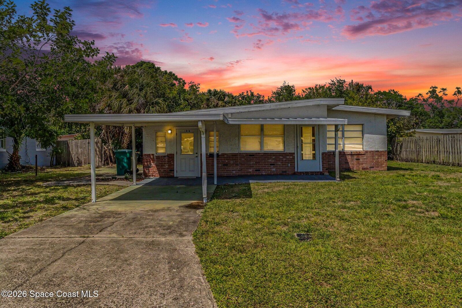 Property Photo:  1256 Ridgewood Drive  FL 32935 