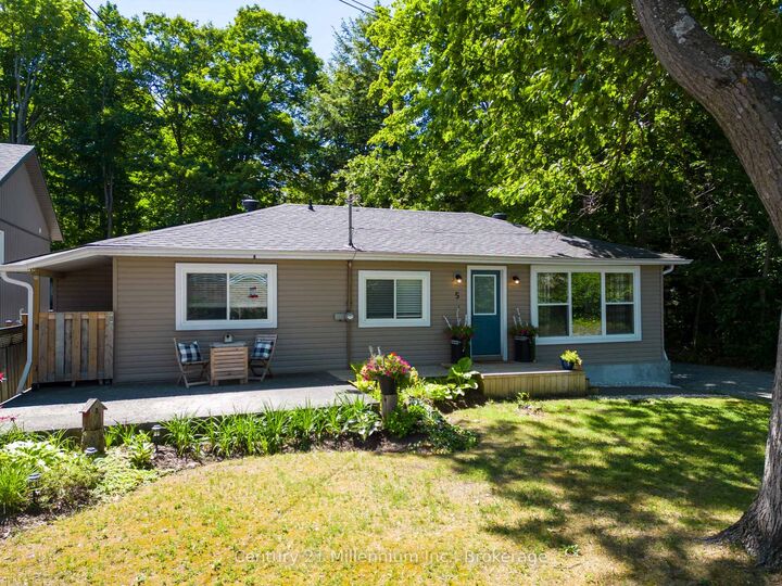 Property Photo:  5 Bells Park Road  ON L9Z 2X2 