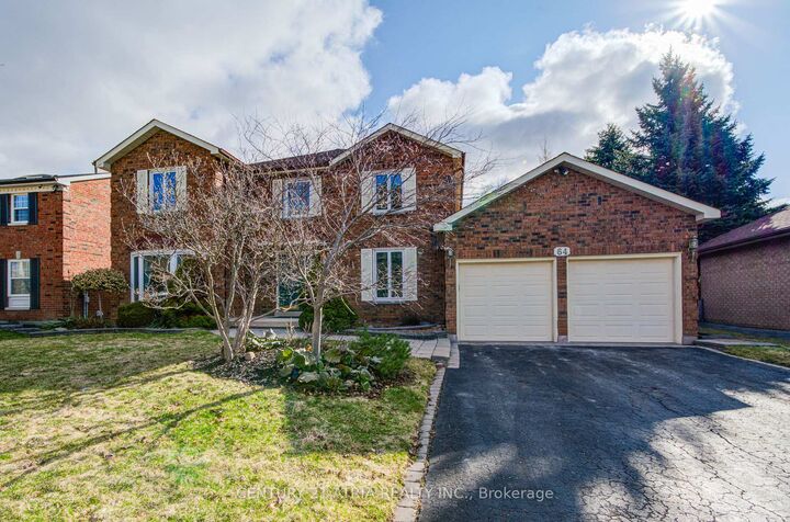 Photo de la propriété: 64 Craigleith Crescent ON L4E 2S4