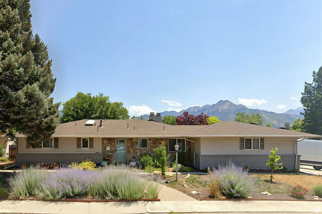 Property Photo:  3807 S Alta Loma Dr E  UT 84106 
