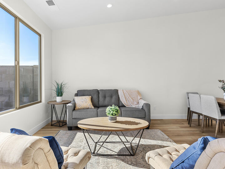 Property Photo:  2032 W 320 S  UT 84737 