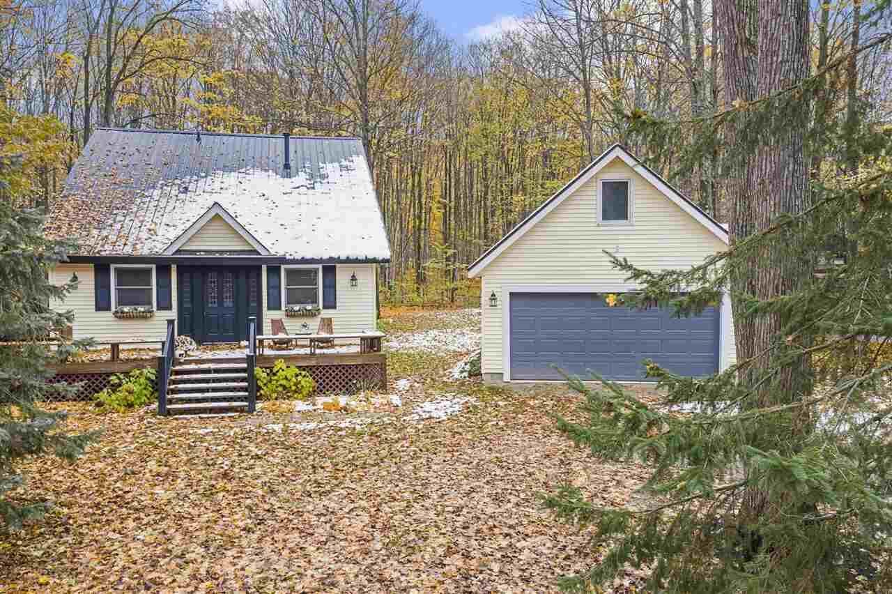 Property Photo:  1006 Slashing Road  MI 49713 