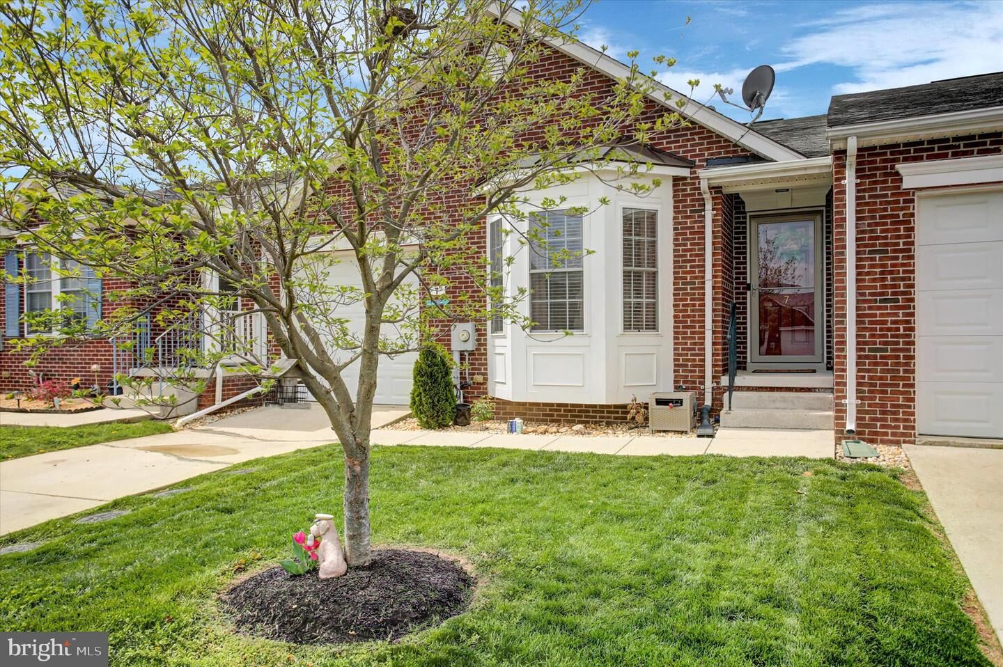 Property Photo: 7 Eckstine Court MD 21783