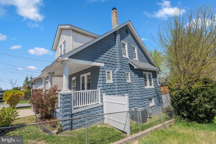 Property Photo:  521 Fairview Avenue  MD 21224 