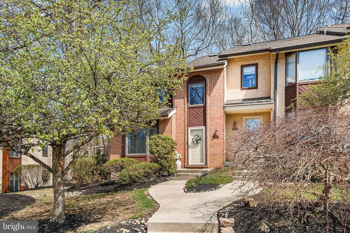 Property Photo:  512 Williamson Circle  PA 19063 