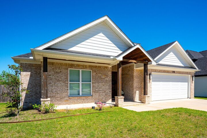 Property Photo:  2498 Lilac Drive  AR 72034 