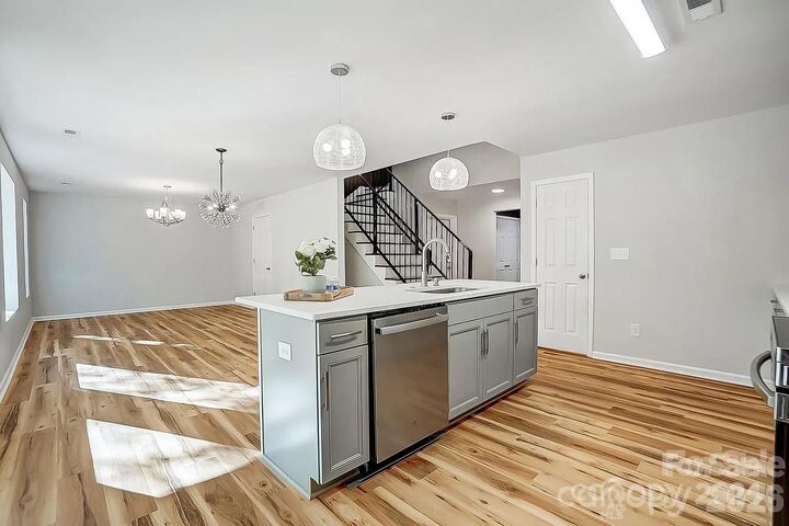 Property Photo: 6615 Rockwell Boulevard W NC 28269