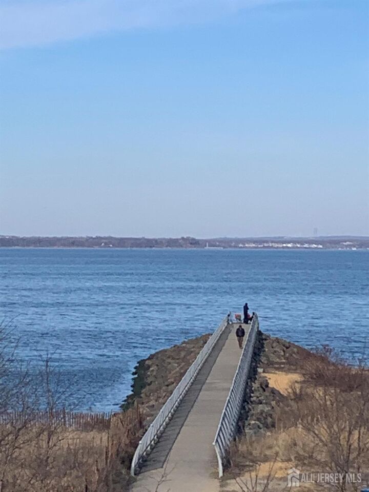Property Photo:  342 Shoreland Circle  NJ 08879 