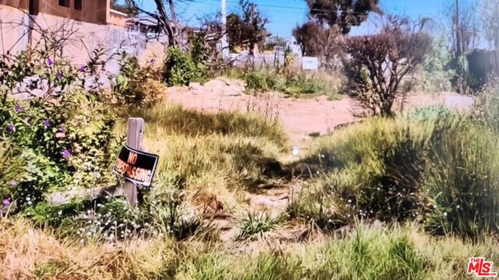 Property Photo: 914 Fiske St CA 90272