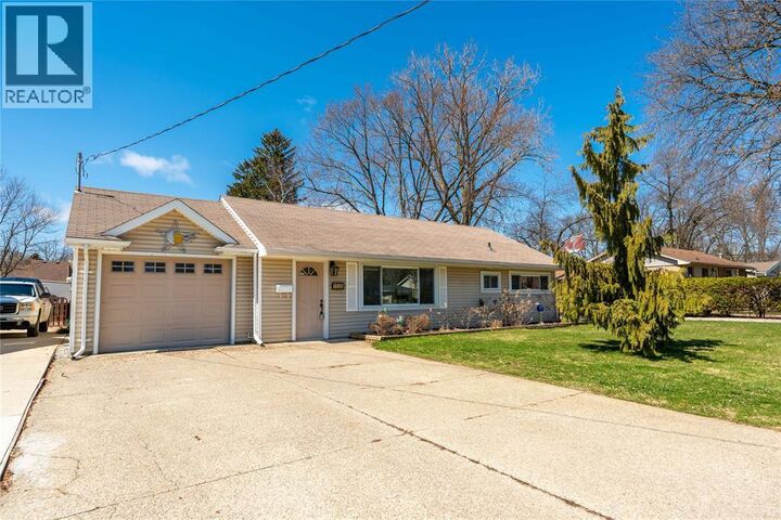 Property Photo: 1505 Mallah Drive ON N7V 3R4