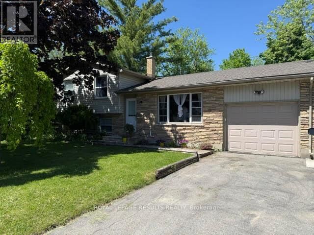 Property Photo: 2 Northwood Place ON N5P 2J4