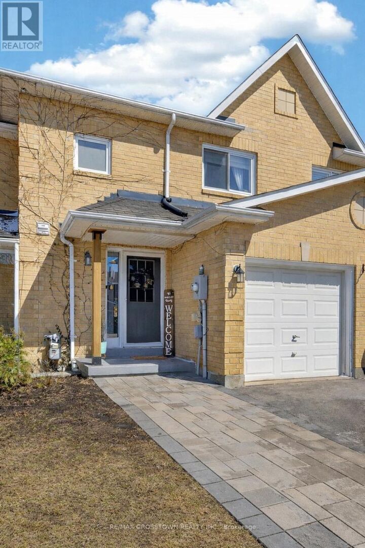 Property Photo:  47 Lyfytt Crescent  ON L4N 7X5 