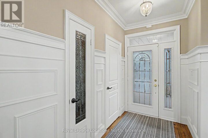 Photo de la propriété:  727 Madeline Heights North  ON L3X 2J6 