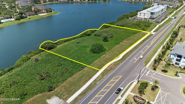 Property Photo:  1370 Reed Canal Road  FL 32129 