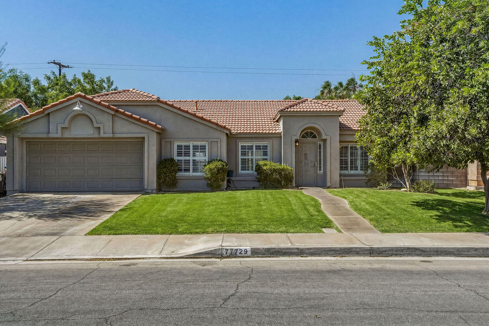 Property Photo:  77729 Edinborough Street  CA 92211 