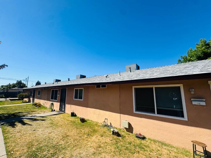 Property Photo:  1335 Olive Avenue  CA 93657 