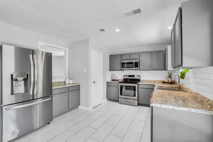 Property Photo:  16919 Lacing Court  TX 77532 