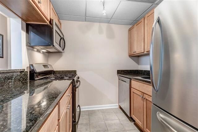Property Photo:  186 Wayne St 320D  NJ 07302 