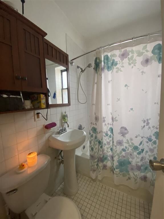 Property Photo:  124 Storms Ave 4G  NJ 07306 