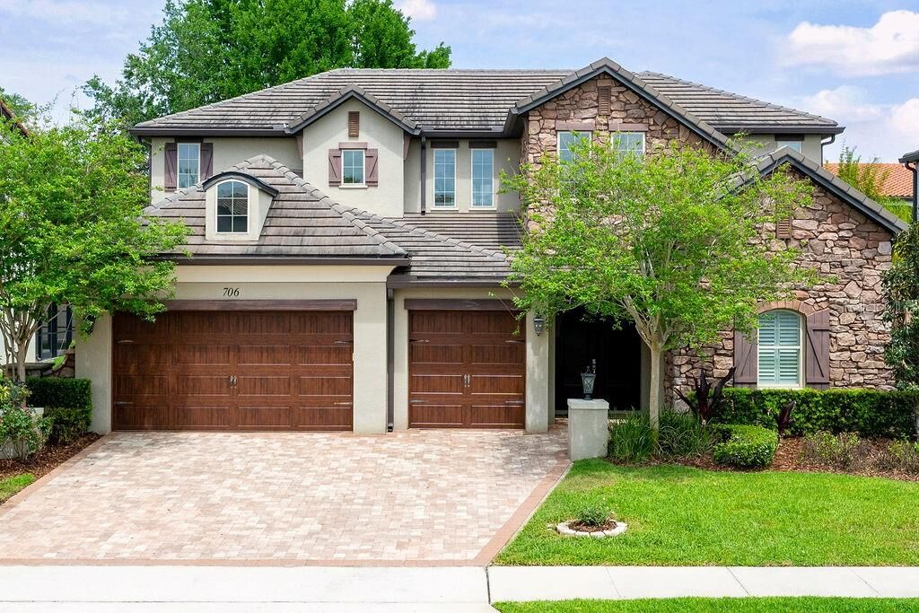Property Photo: 706 Canopy Estates Drive FL 34787