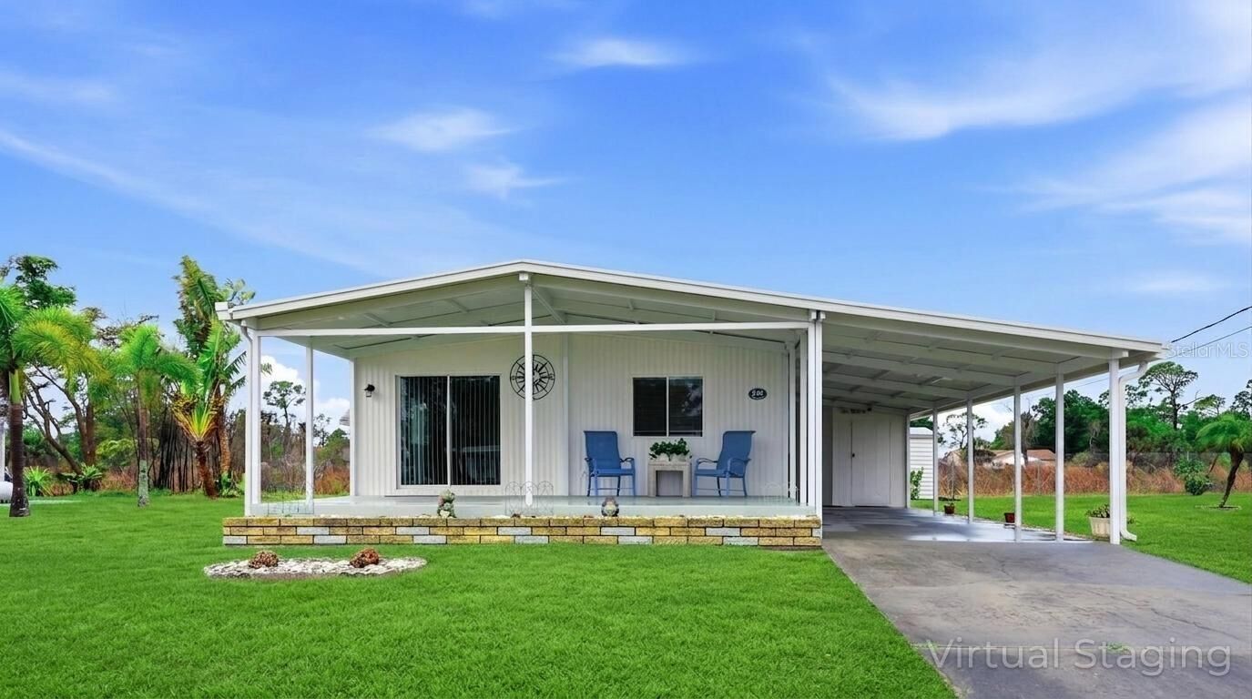 Property Photo:  240 Via De Luna  FL 34224 