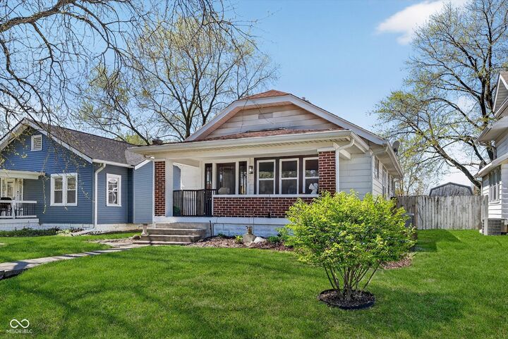 Property Photo: 936 N Bancroft Street IN 46201