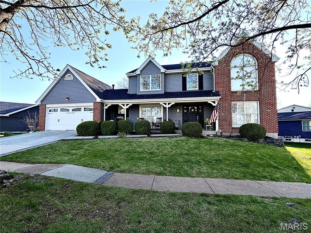 Property Photo:  2902 Piney Pointe Drive  MO 63129 