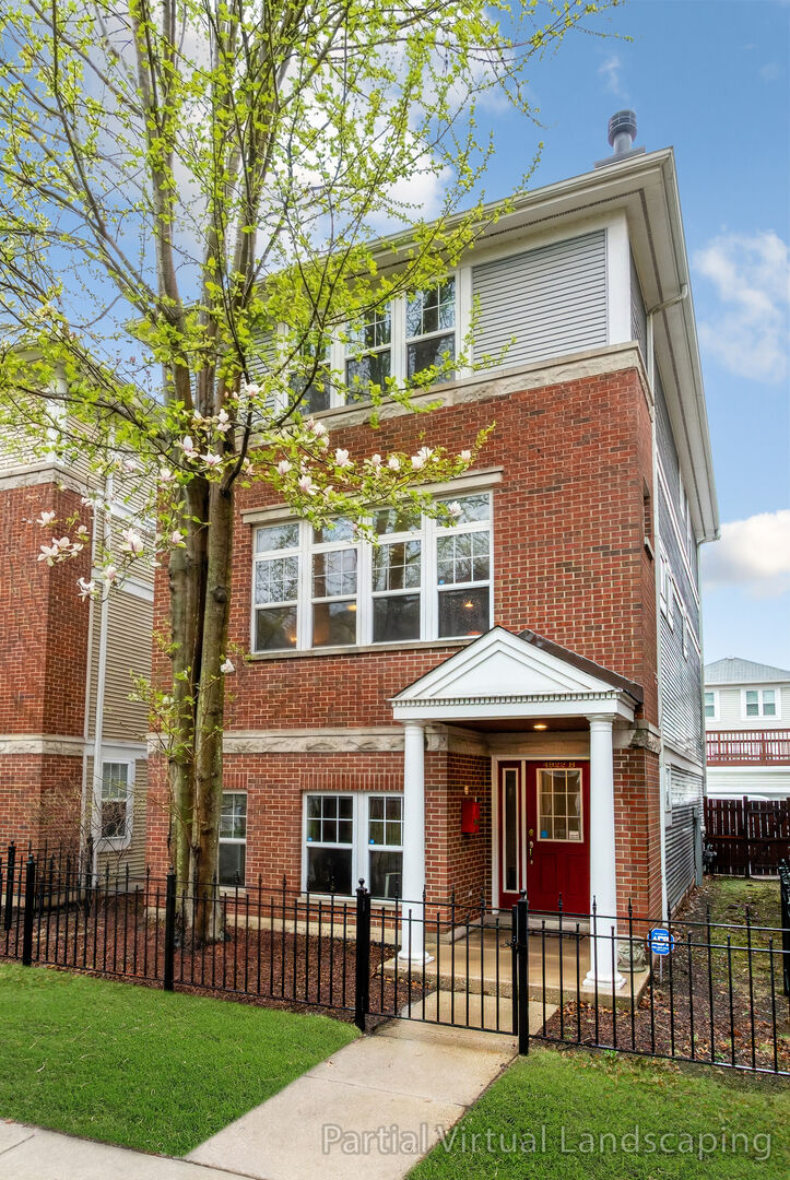 Property Photo:  4922 S Cornell Avenue B  IL 60615 