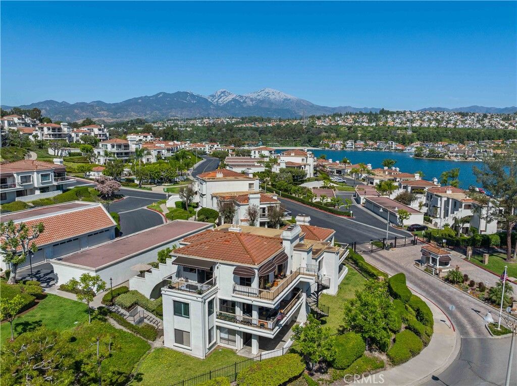 Property Photo: 27794 Alfabia CA 92692