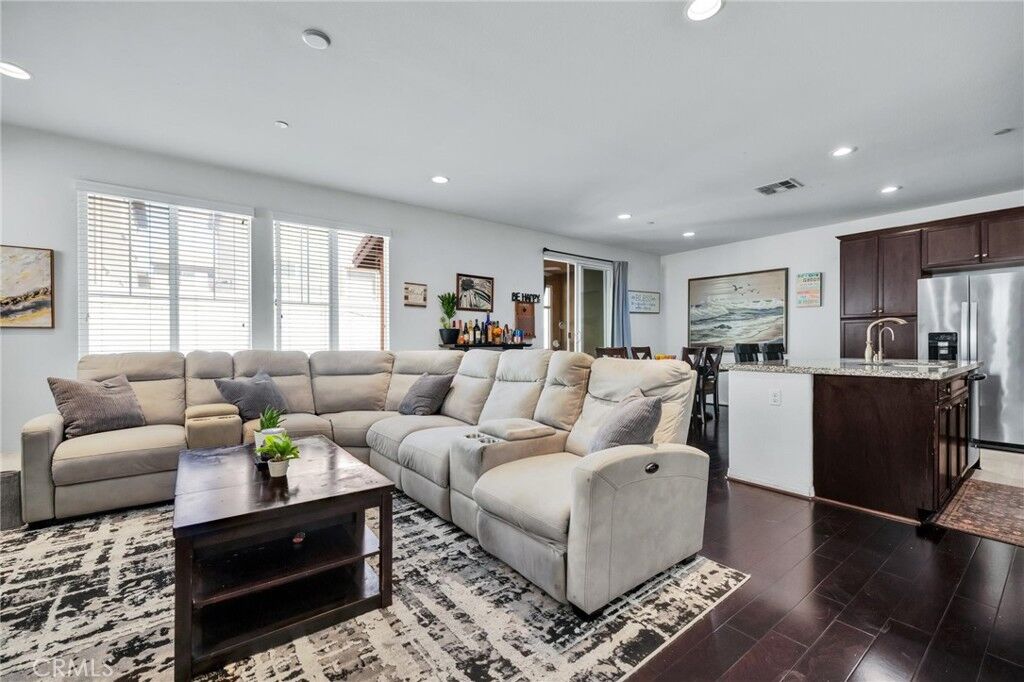 Property Photo:  14421 Penn Foster  CA 91710 